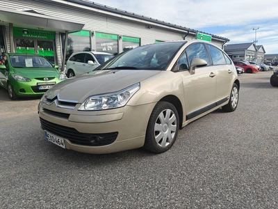 Citroen C4 2.0 bensa 2005, photo 1/10