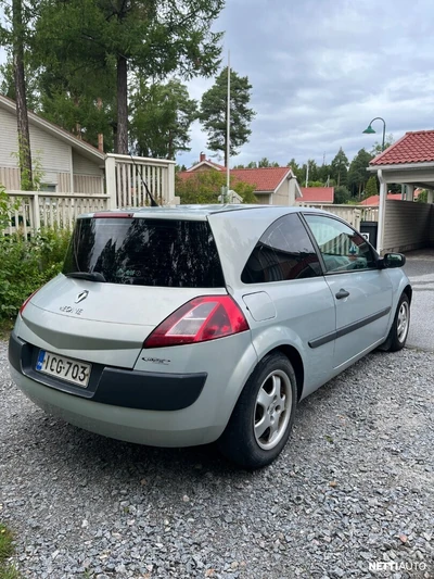 Renault Megane 2004, photo 3/11