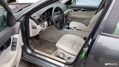 Mercedes-Benz C 2010, kuva 5/6