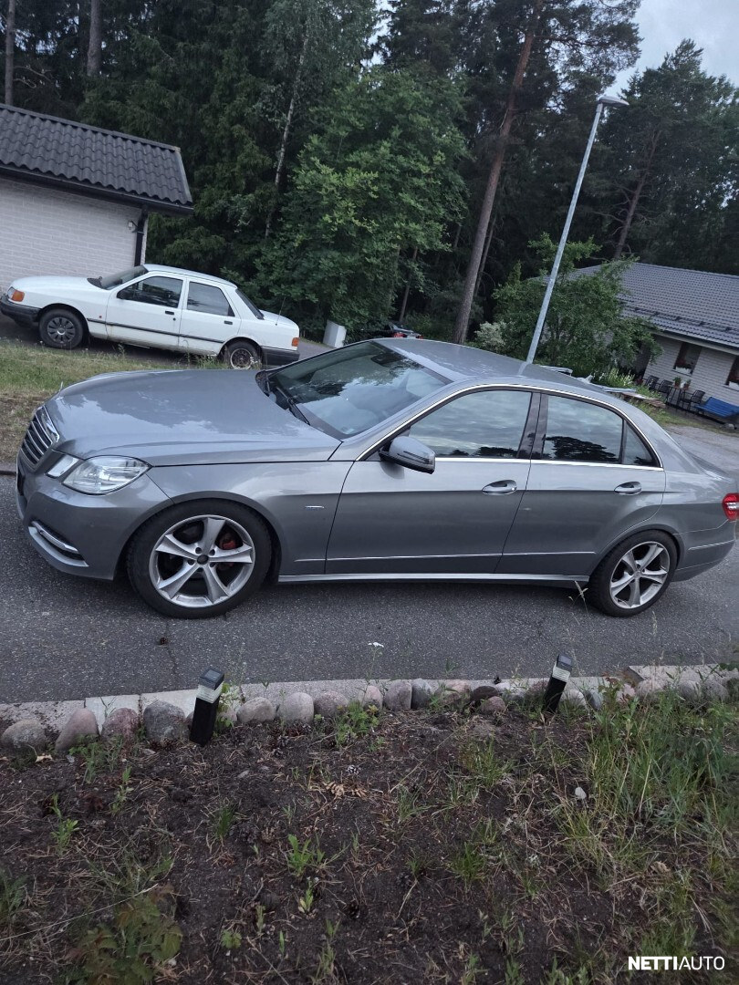 Mercedes-Benz E