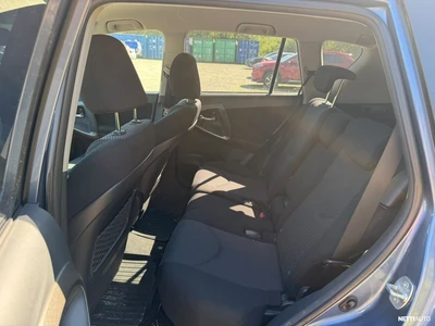 Toyota RAV4 2011, kuva 6/23