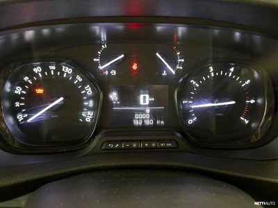 Toyota Proace L2H1 2,0 D 120 5-ovinen 2017, photo 3/25