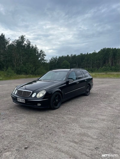 Mercedes-Benz E 2004, photo 1/7