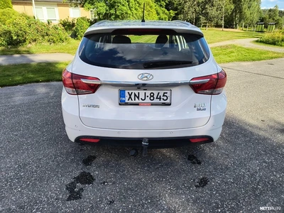 Hyundai i40 1,6 GDI 6MT ISG Comfort Plus 2013, photo 3/23