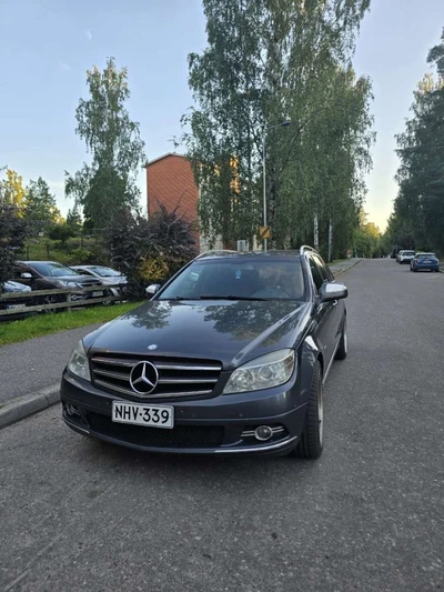 Mercedes-Benz C 220 CDI 2008, kuva 3/5