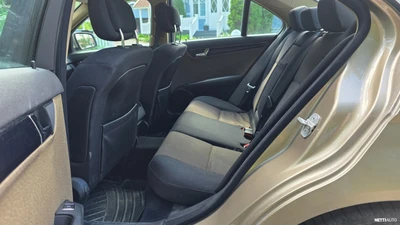 Mercedes-Benz C 220 CDI 2008, kuva 7/13