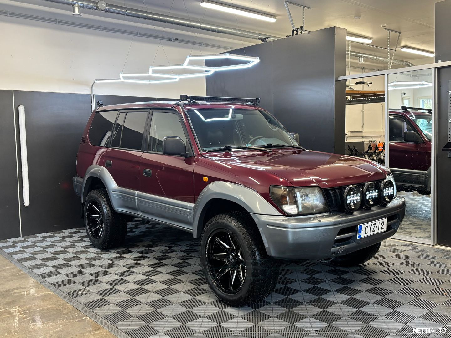 Toyota Land Cruiser