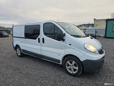 Opel Vivaro 2014, photo 2/13