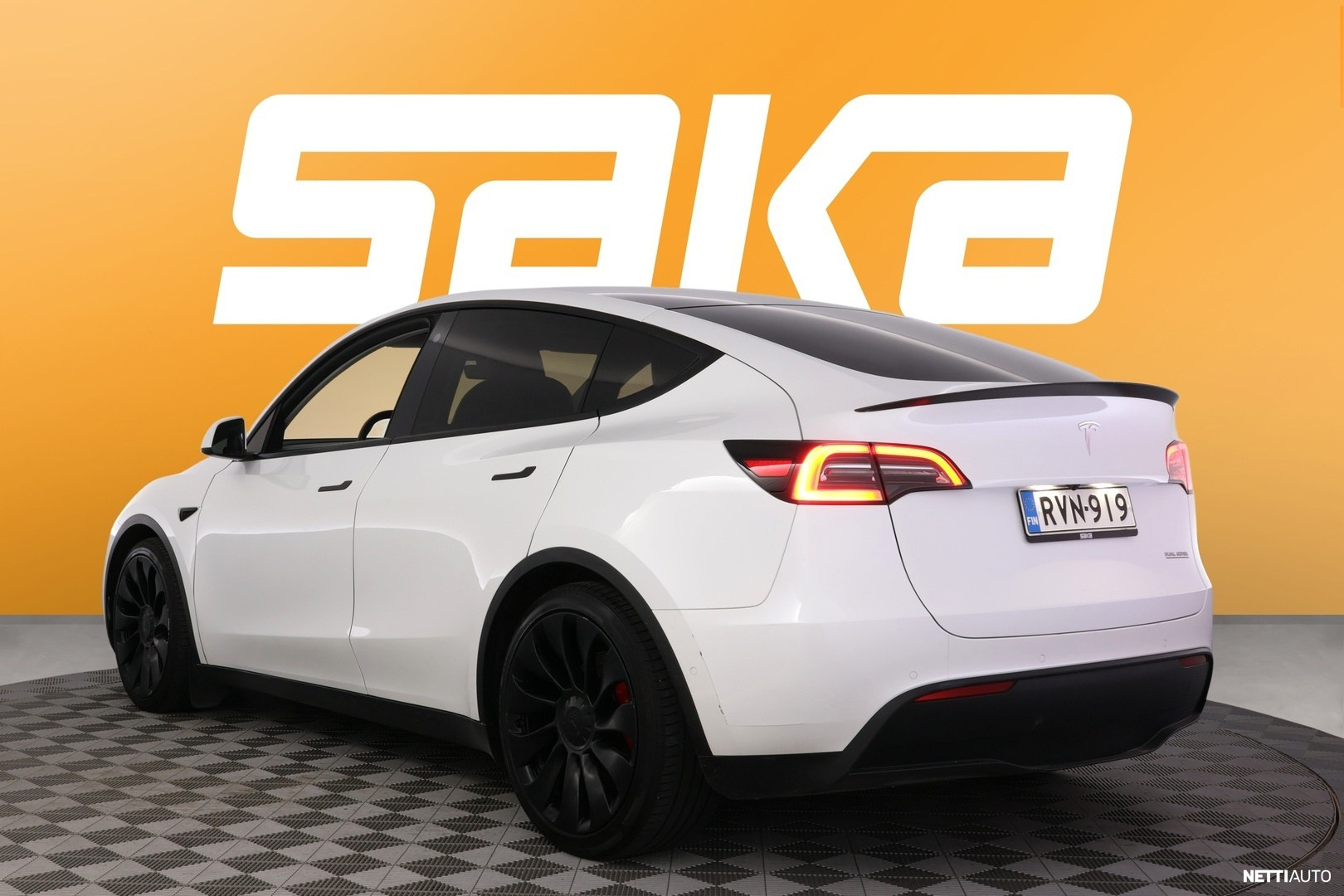 Tesla Model Y 2022, photo 5/40