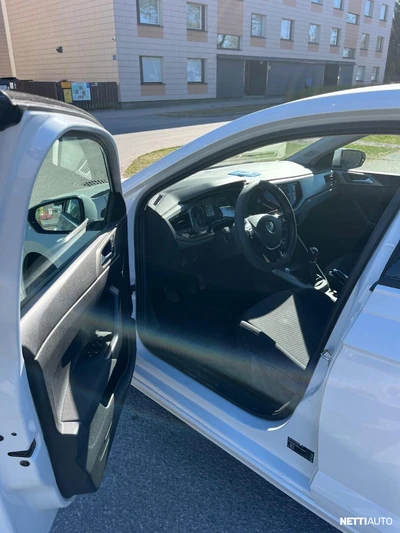Volkswagen Polo 2018, kuva 6/13