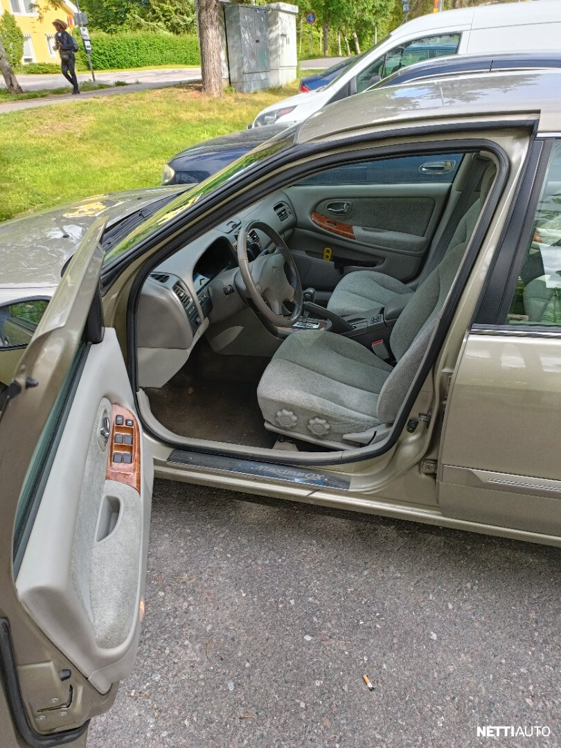 Nissan Maxima