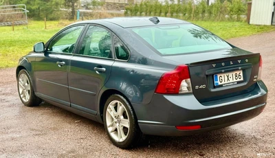 Volvo S40 2010, photo 4/17
