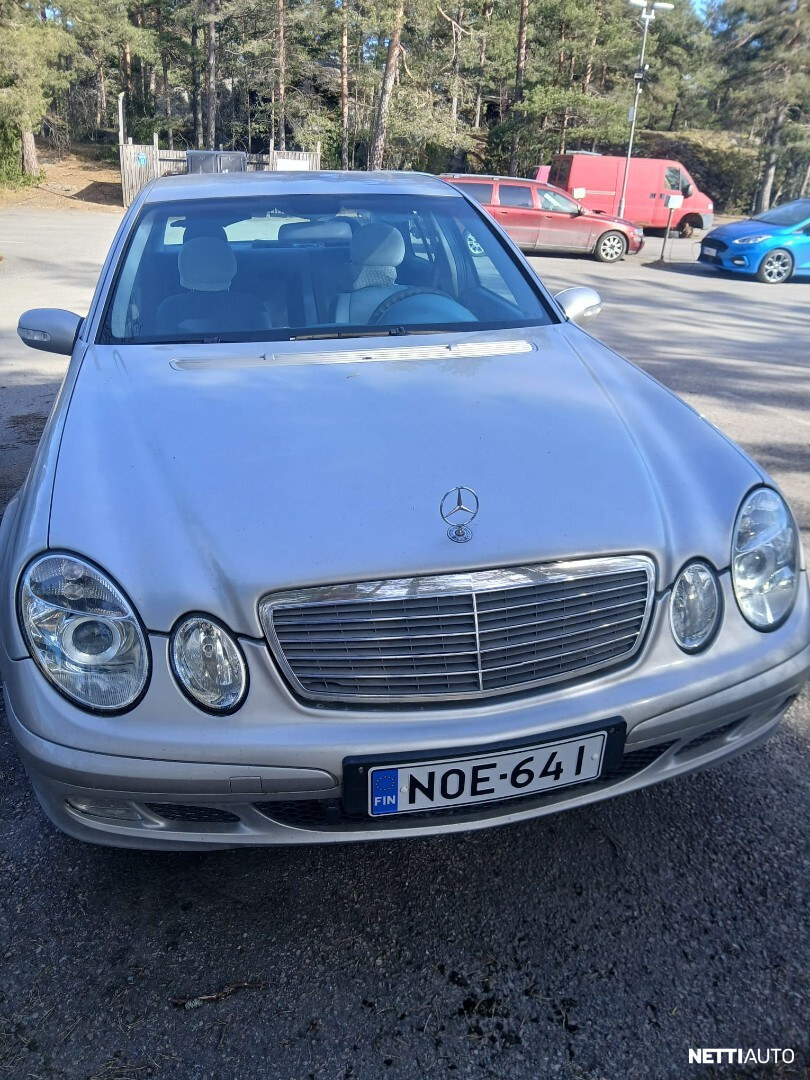 Mercedes-Benz 270
