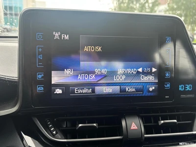 Toyota C-HR 1,8 Hybrid Active 2017, kuva 7/10