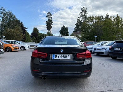 BMW 330 F30 Sedan 330e A Business Sport 2018, photo 3/10