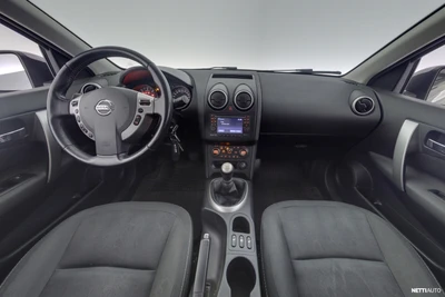 Nissan Qashqai 2011, kuva 7/10