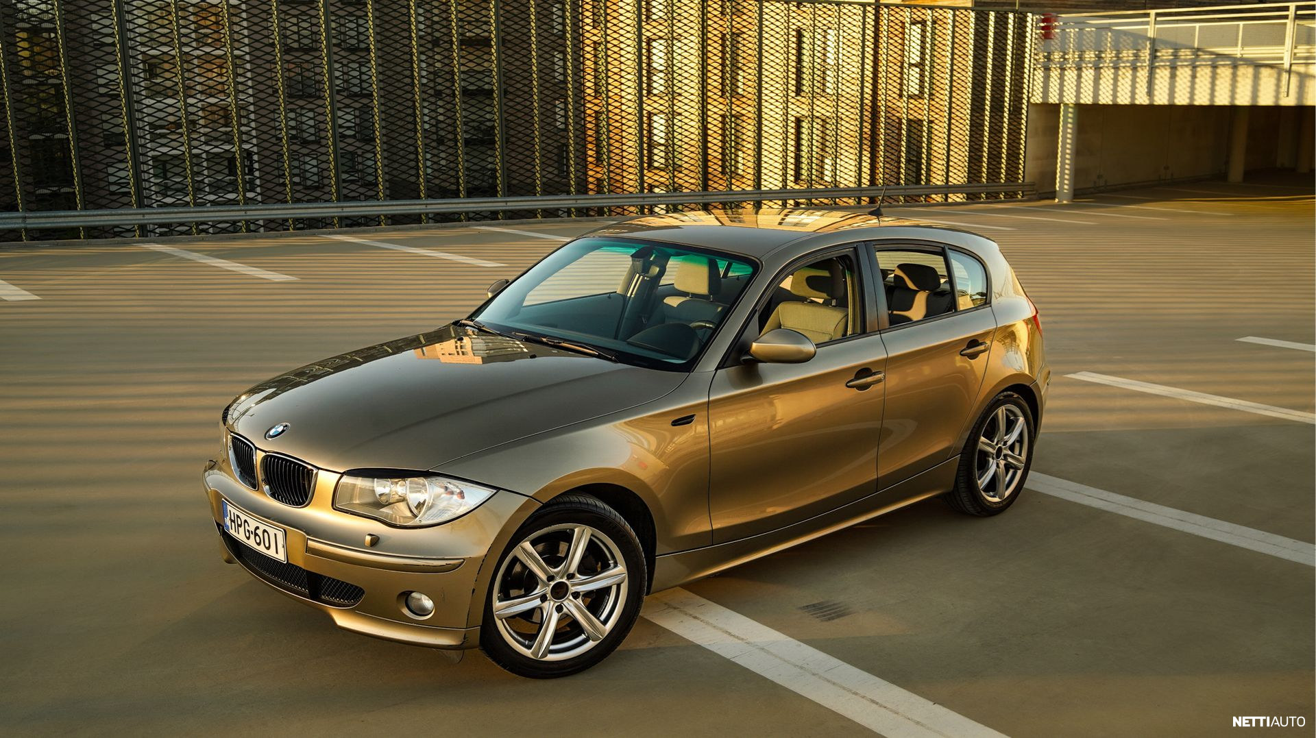 BMW 120