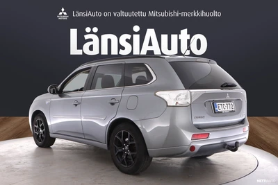 Mitsubishi Outlander PHEV 2014, kuva 7/10