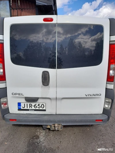 Opel Vivaro Van L2H1 2,0 CDTI 66kW MT6 2011, photo 3/7