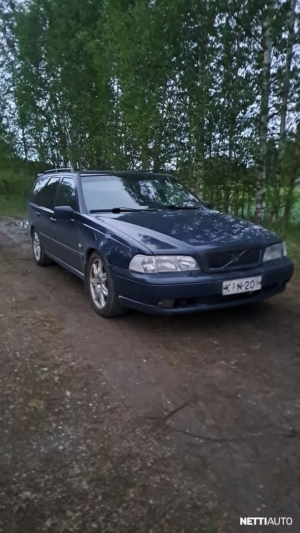 Volvo V70