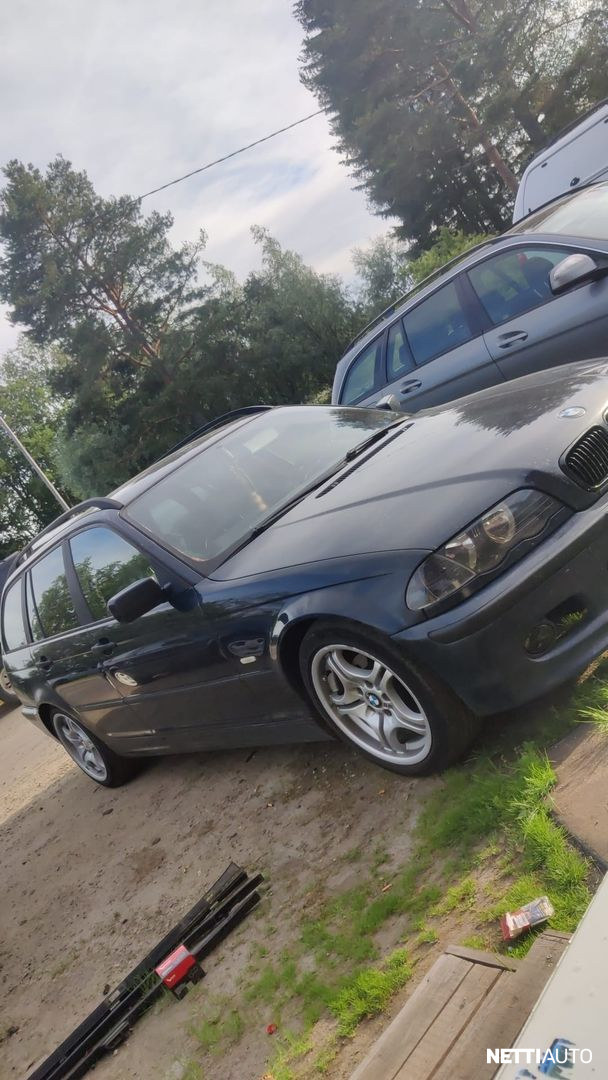 BMW 320