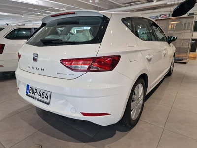 Seat Leon 2017, photo 6/12