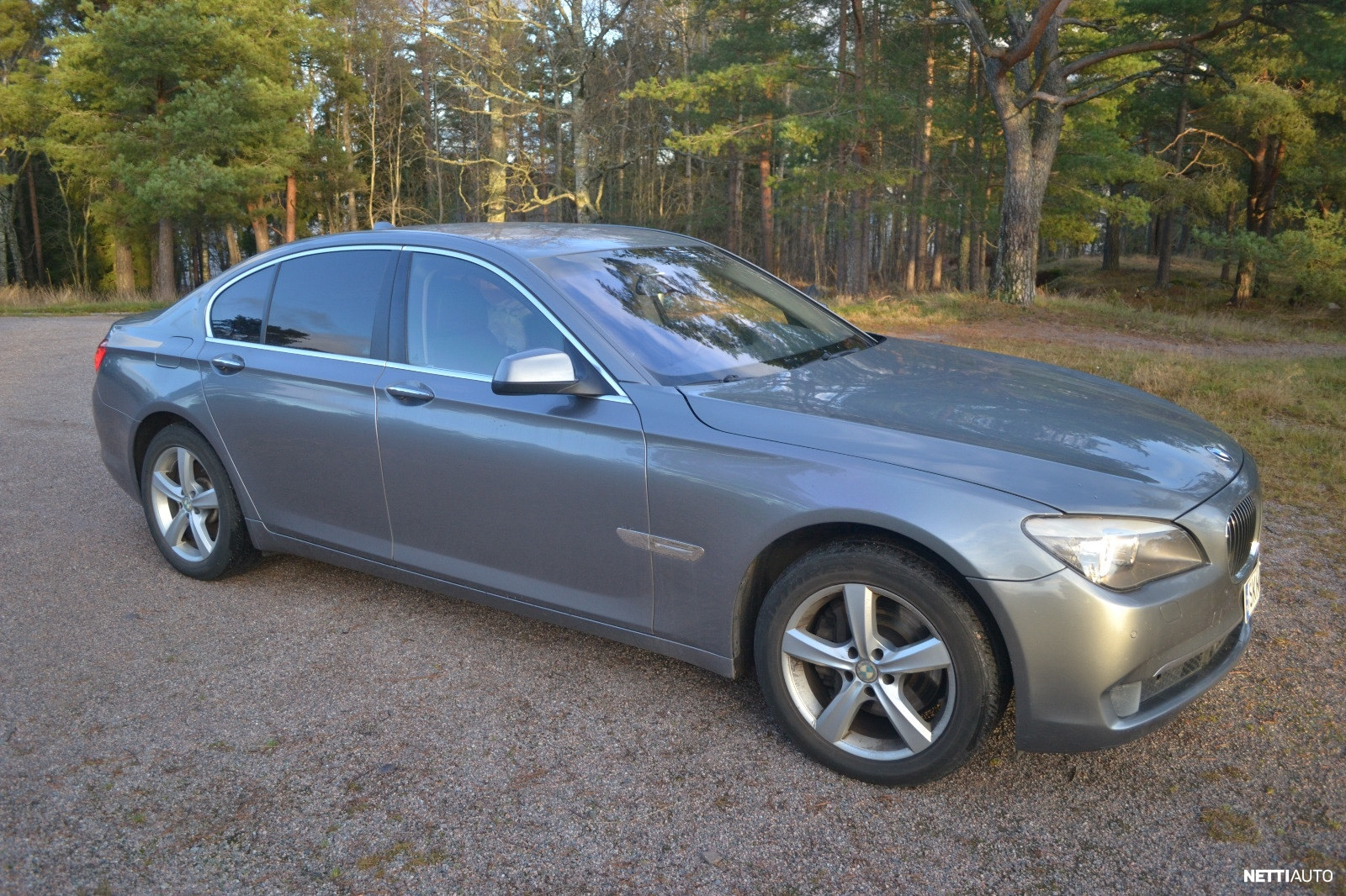 BMW 730
