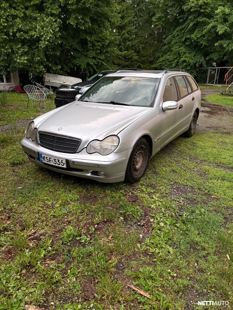 Mercedes-Benz C 200