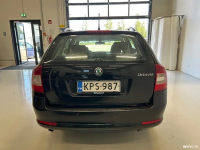 Skoda Octavia 2012, kuva 6/21