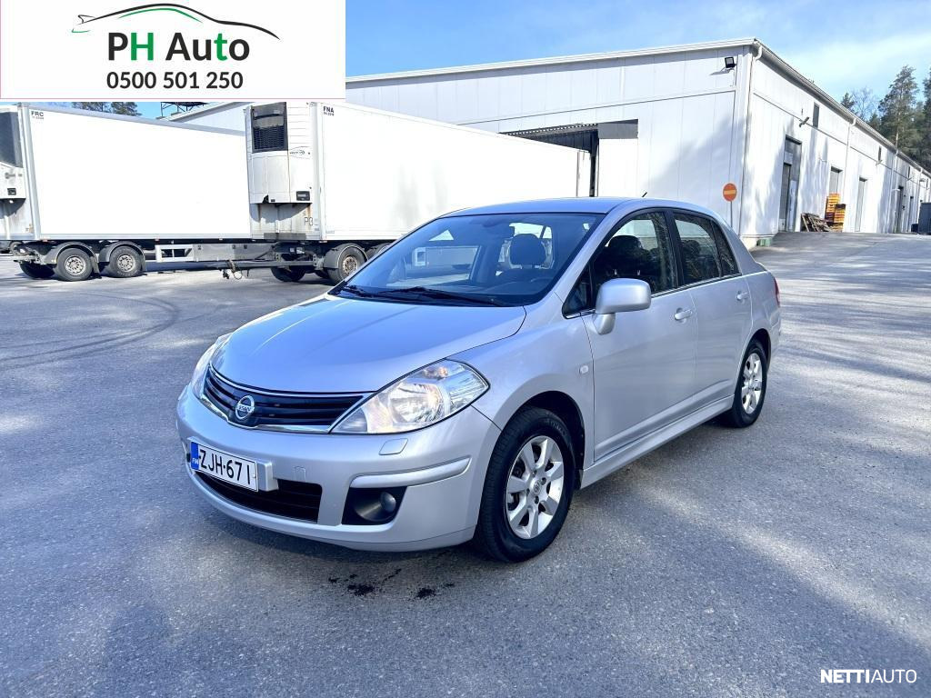 Nissan Tiida