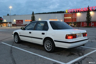 Honda Accord EX 1990, photo 4/17