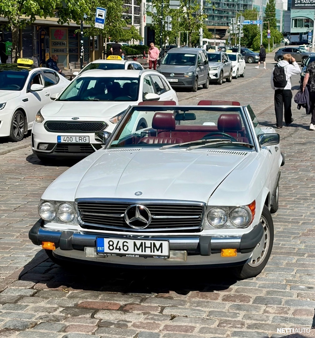 Mercedes-Benz 560