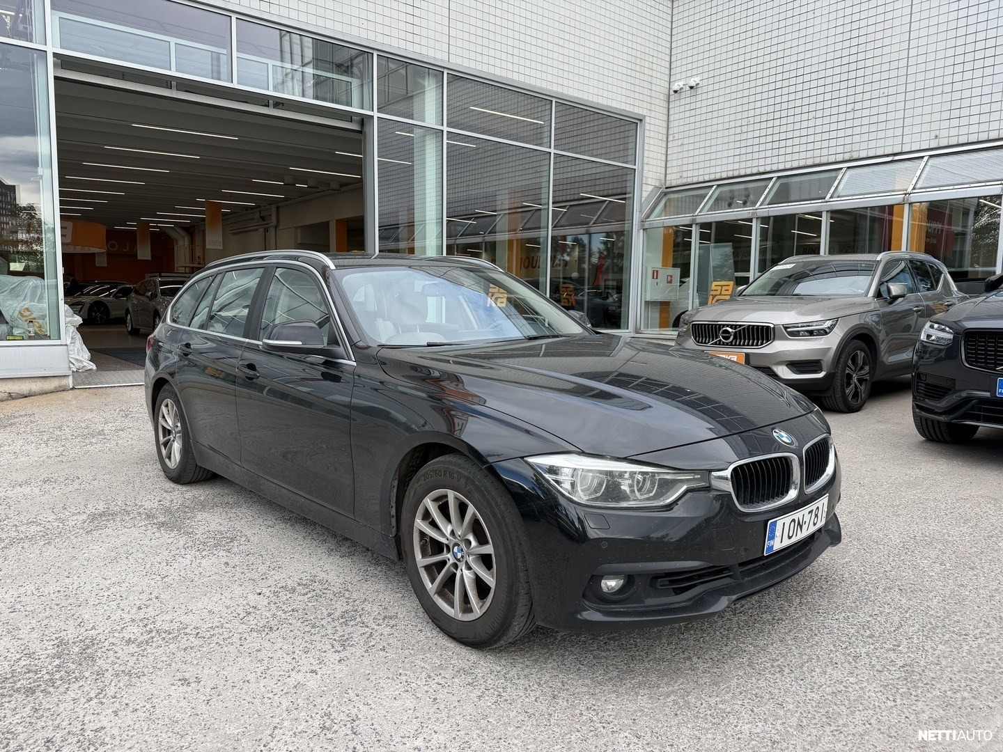 BMW 320