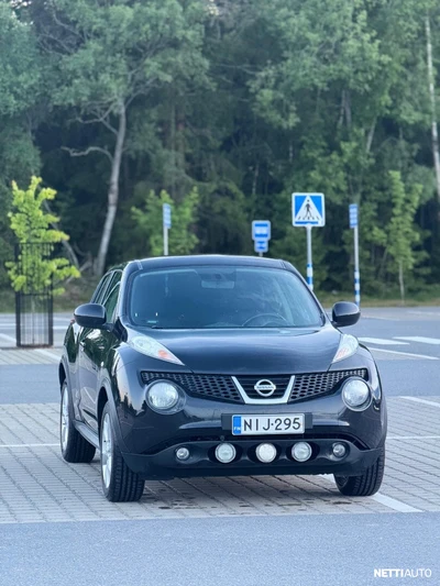 Nissan Juke 2011, photo 1/22