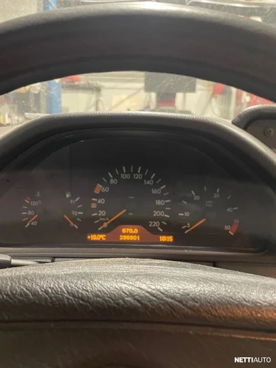Mercedes-Benz E 2000, kuva 7/19