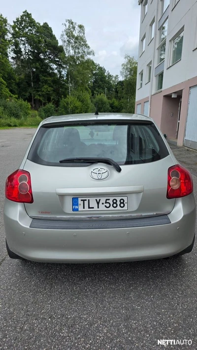 Toyota Auris 1,4 D-4D Linea Sol 5ov 2007, photo 4/12