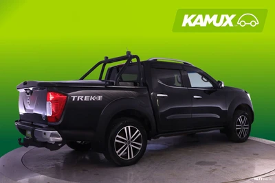 Nissan Navara 2017, photo 2/56