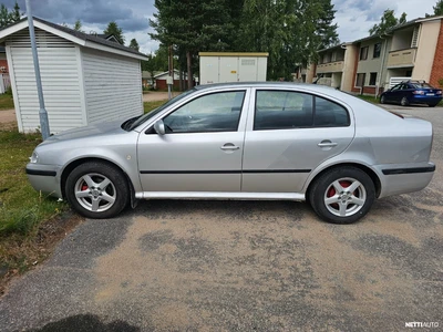 Skoda Octavia 2005, photo 3/9