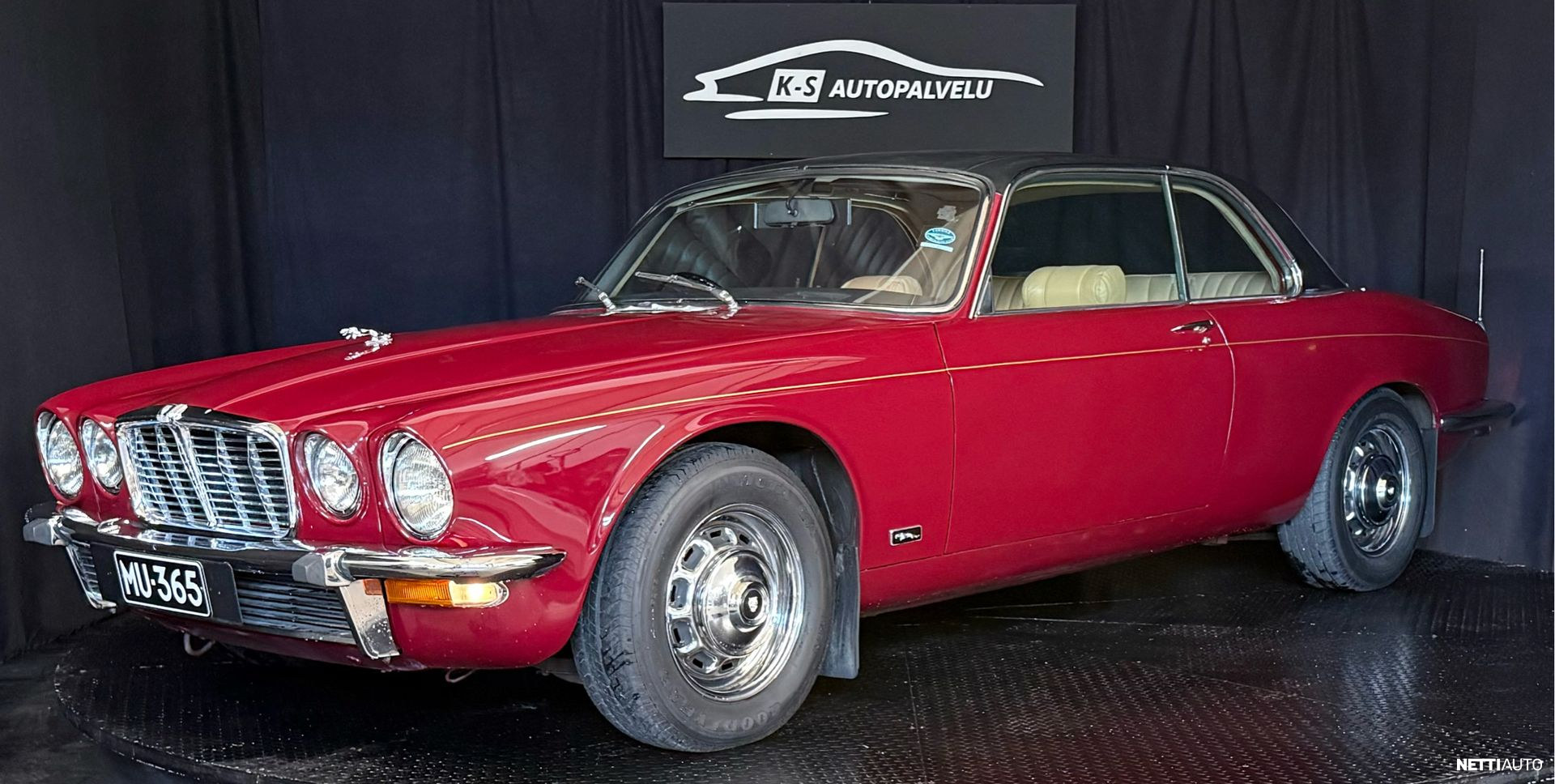 Jaguar XJ6