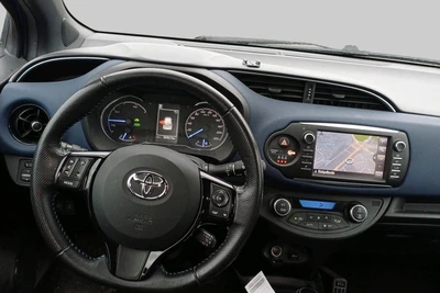 Toyota Yaris 1,5 Hybrid Style 5ov 2018, kuva 3/5