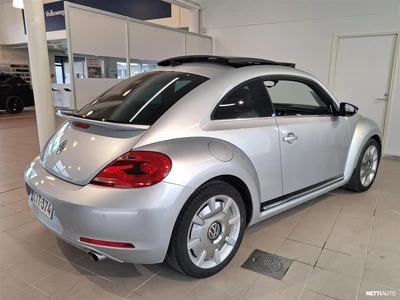Volkswagen Beetle 2012, photo 3/17
