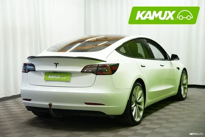 Tesla Model 3 Long-Range Dual Motor AWD 2020, photo 4/25