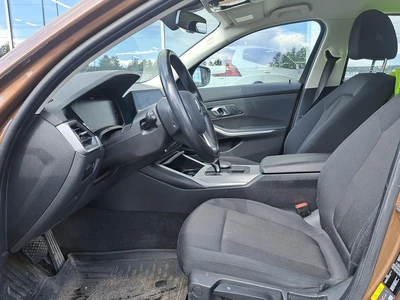 BMW 330 G20 Sedan 330e A Charged Edition 2019, kuva 7/14