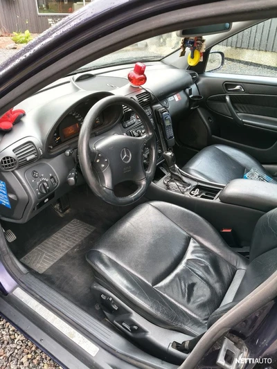 Mercedes-Benz C 320 2001, kuva 7/12
