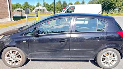 Opel Corsa 2007, photo 2/9