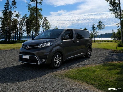 Toyota Proace Verso EV Active L1 75kwh 2022, photo 1/10
