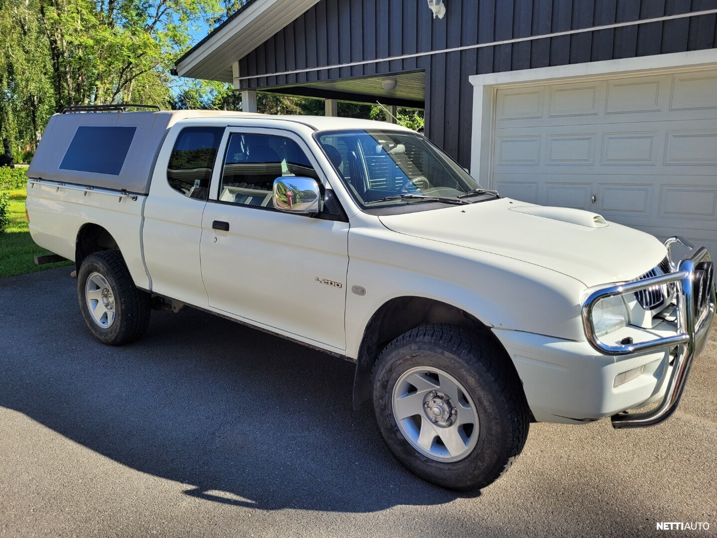Mitsubishi L200