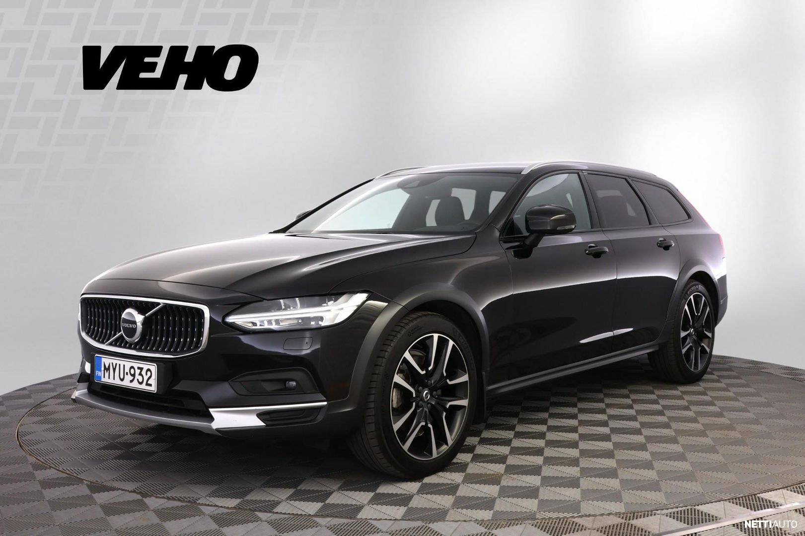 Volvo V90 Cross Country