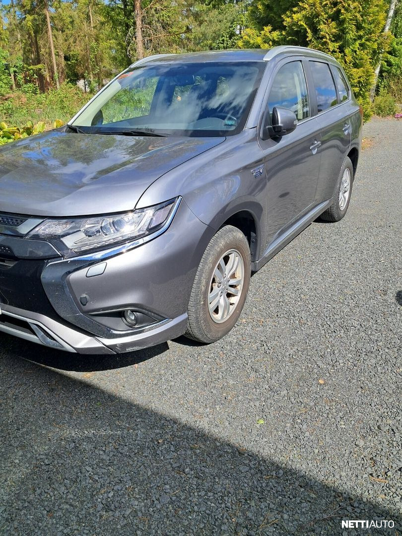 Mitsubishi Outlander PHEV