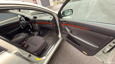 Toyota Avensis 2006, kuva 5/10